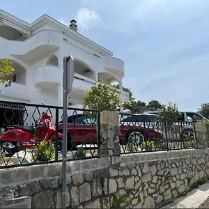 West Point Aparthotel Donji Okrug (Ciovo)