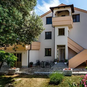 Rimbaldo Apartment
